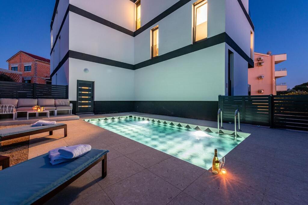 Apartments House Novel Novalja Exterior photo